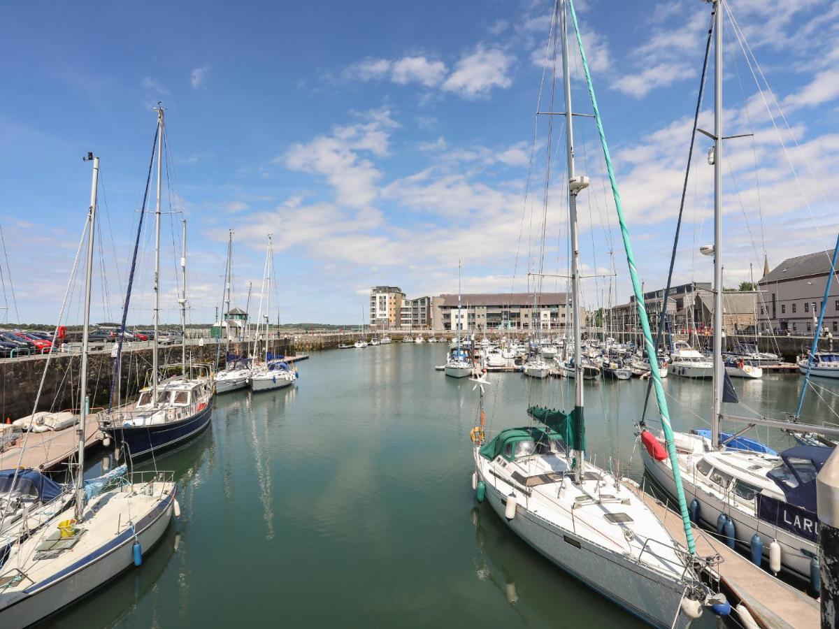 Llety Pen Deitsh 1 Apartment Caernarfon Bagian luar foto